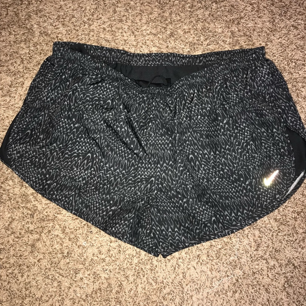 Nike 3” Modern Tempo Running Shorts